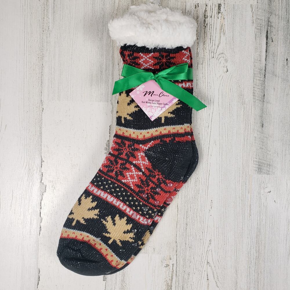 NWT Sherpa Lined Knit Winter Snowflake Leaf Design No-Slip Slipper Socks